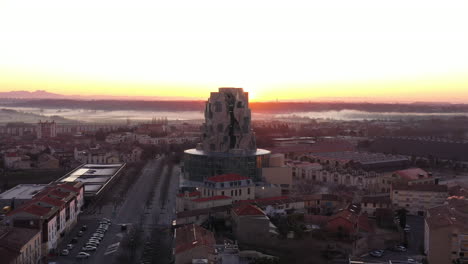 Arles-Luma-Foundation-Sonnenaufgang-Luftaufnahme-Erstaunliche-Moderne-Künstlerische-Struktur